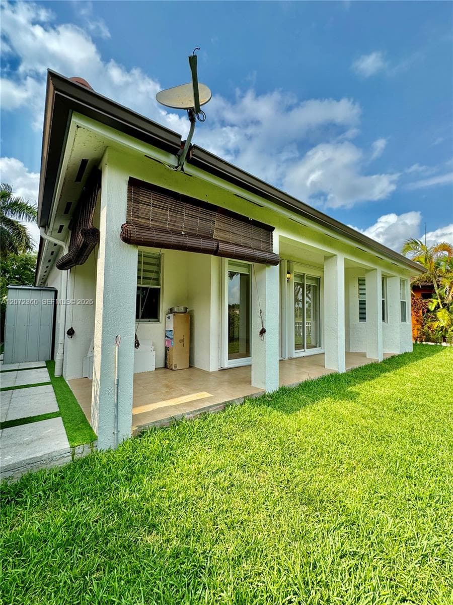 14974 SW 18th Ter, Miami, FL 33185 photo 5