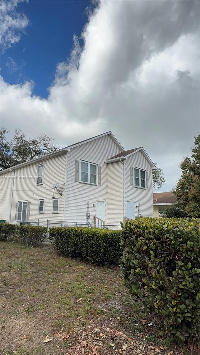 1600 SW 44th Ave, Fort Lauderdale, FL 33317 photo 3