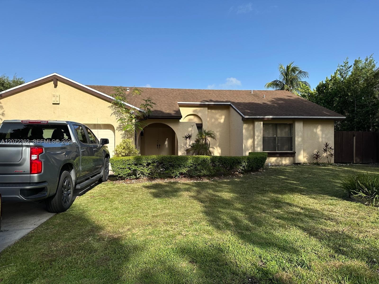 4863 SW 148th Ct, Miami, FL 33185