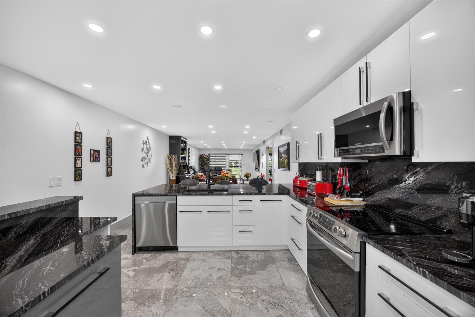 2903 VICTORIA Circle # O4, Coconut Creek, FL 33066 photo 3