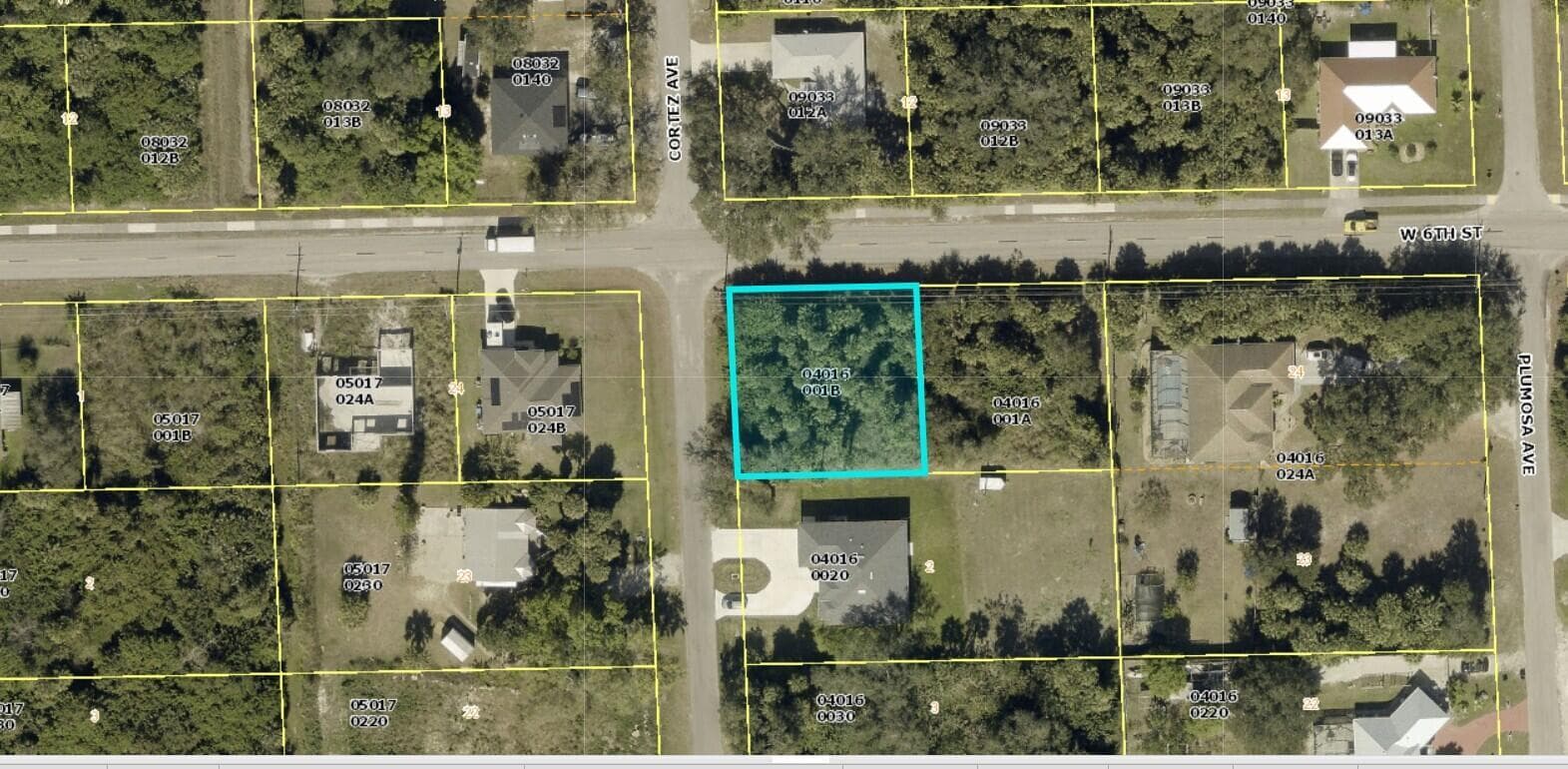 207 NW 6TH Place, Lehigh Acres, FL 33972