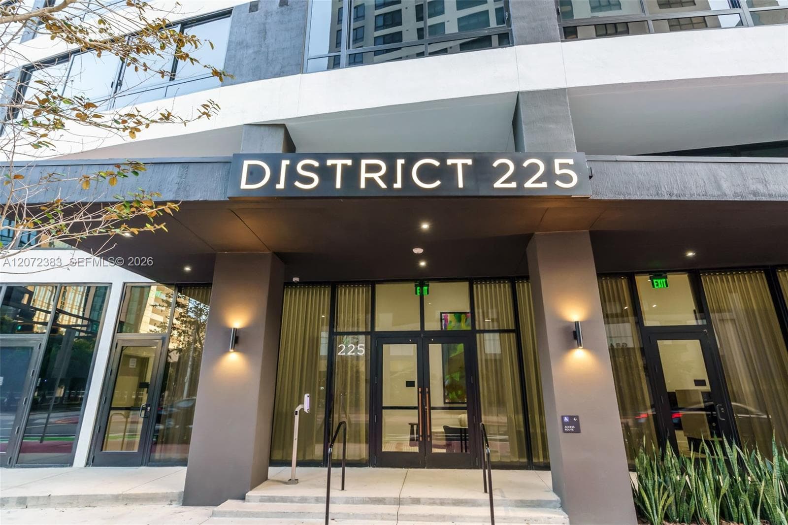 225 N Miami Ave # 1102, Miami, FL 33128 photo 2