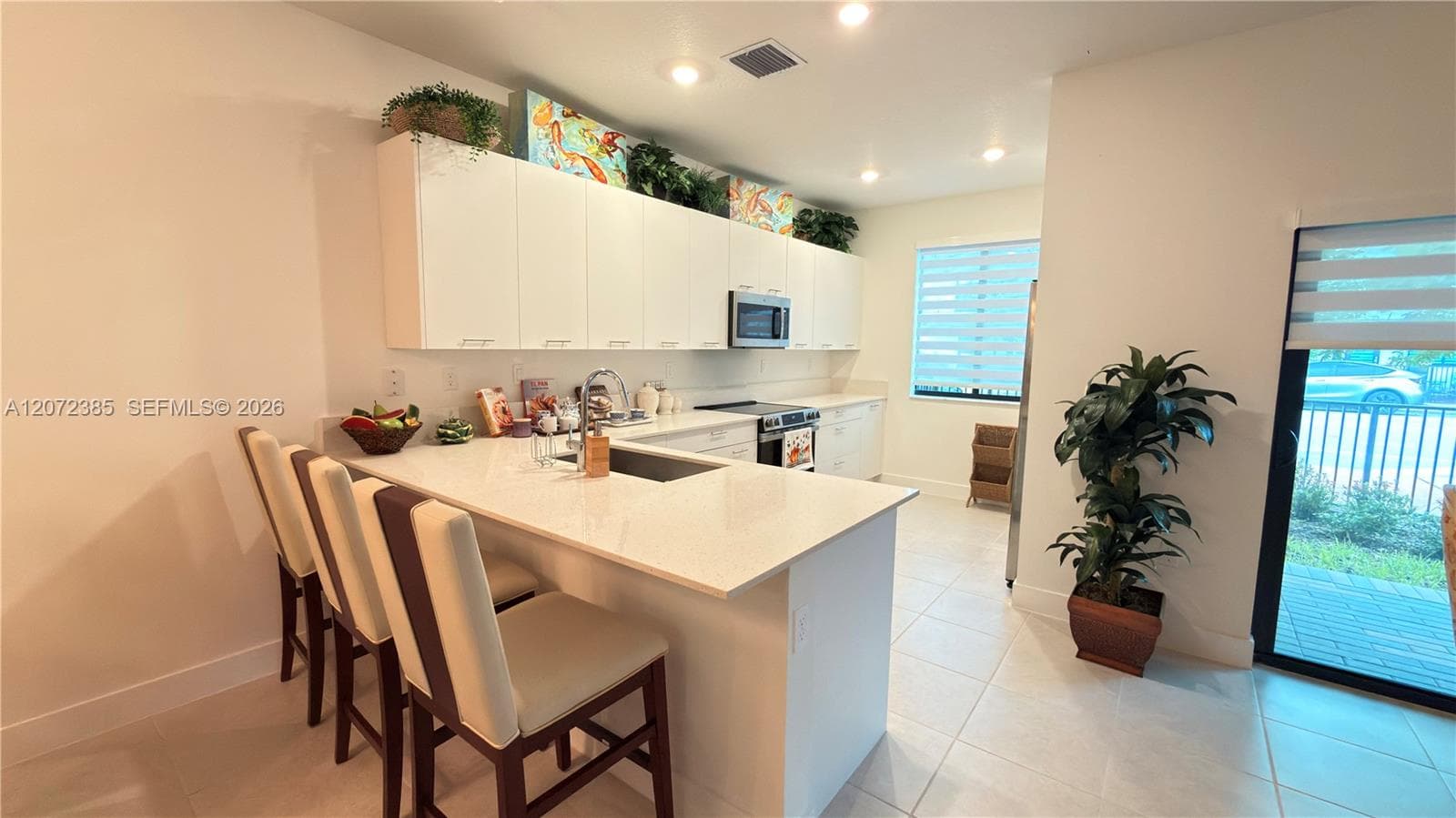 8388 NW 49th St, Doral, FL 33166 photo 3