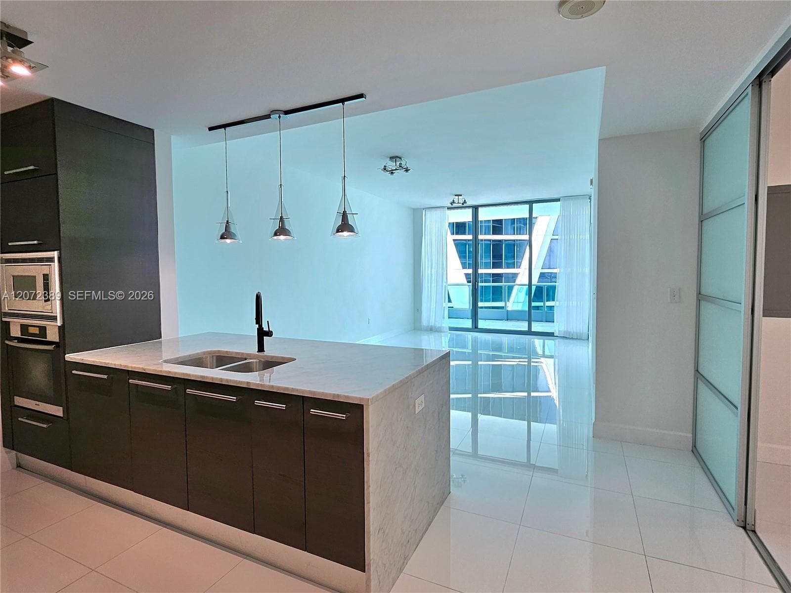 900 Biscayne Blvd # 4210, Miami, FL 33132 photo 4