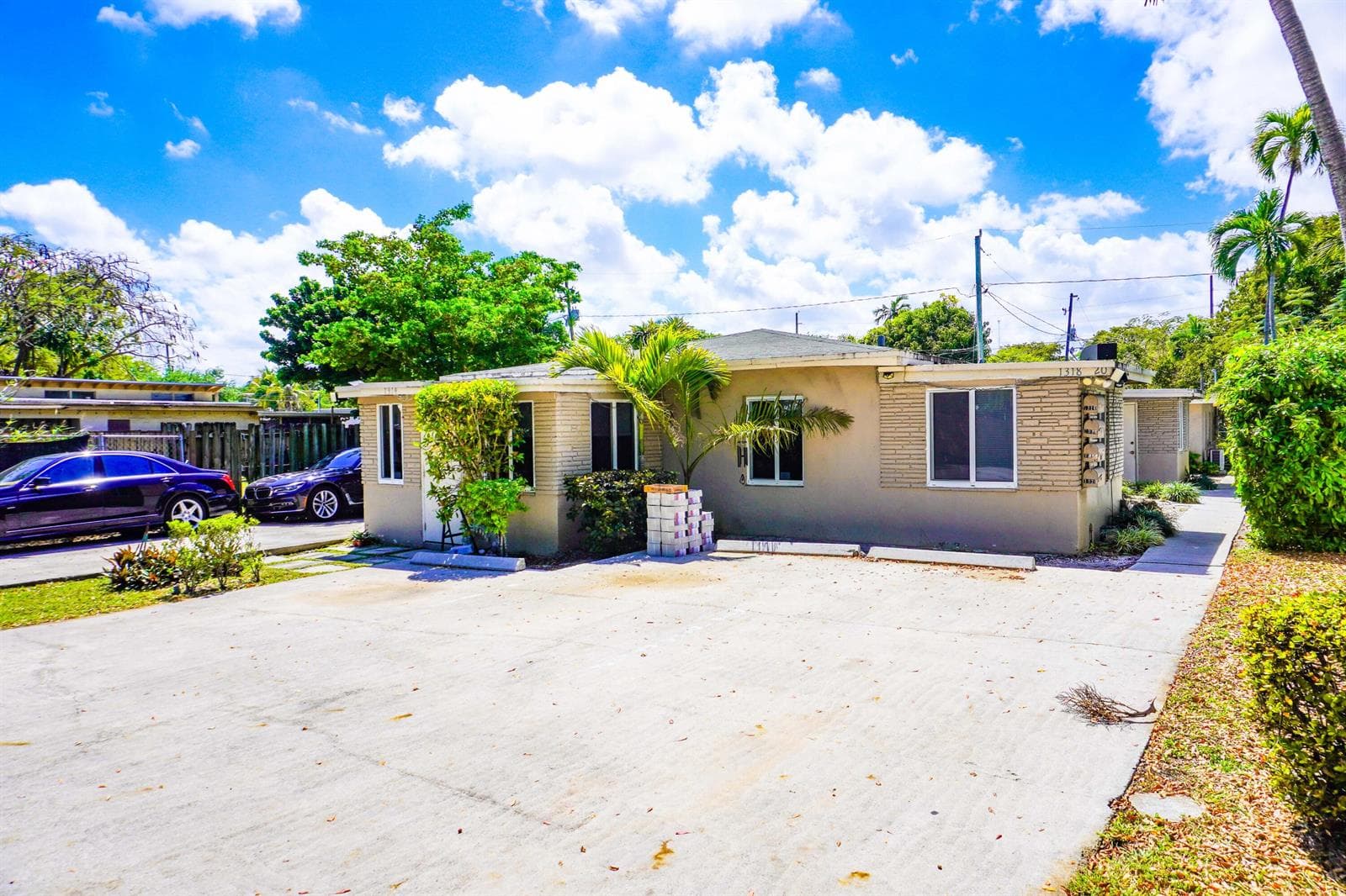 1314 S 20TH Avenue, Hollywood, FL 33020 photo 2