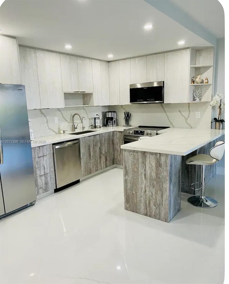 19370 Collins Ave # 420, Sunny Isles Beach, FL 33160 photo 2