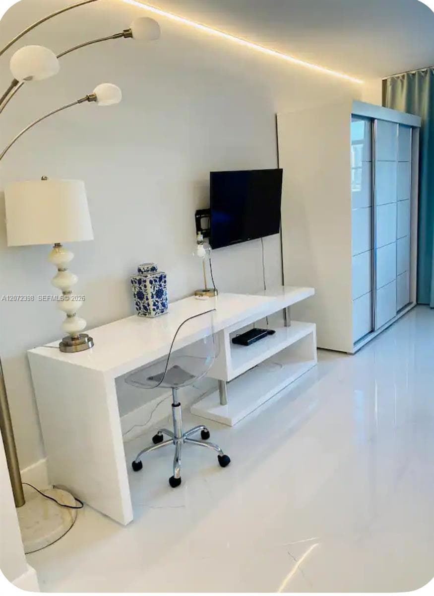 19370 Collins Ave # 420, Sunny Isles Beach, FL 33160 photo 5