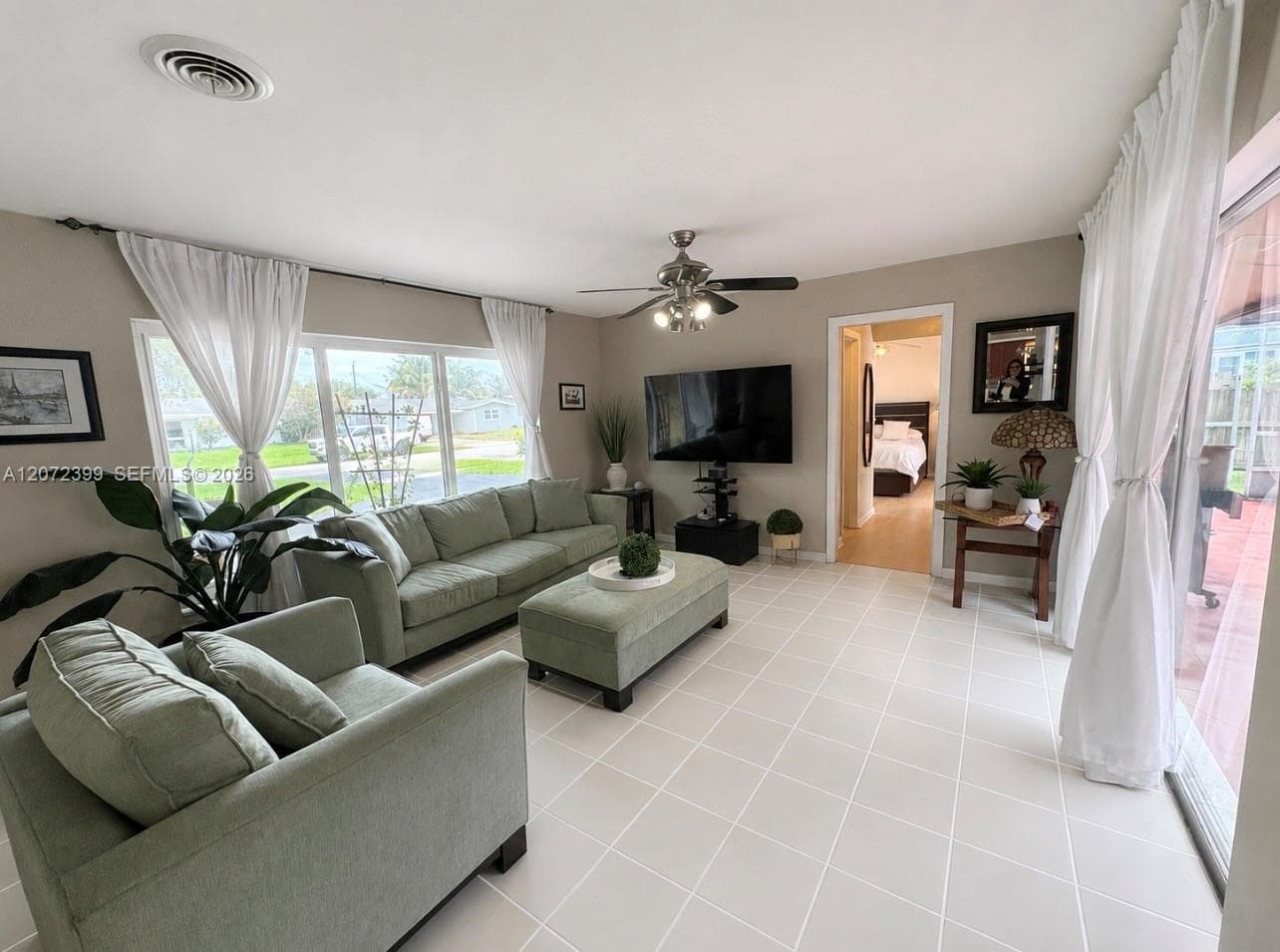 1812 N 45th Ave, Hollywood, FL 33021 photo 4