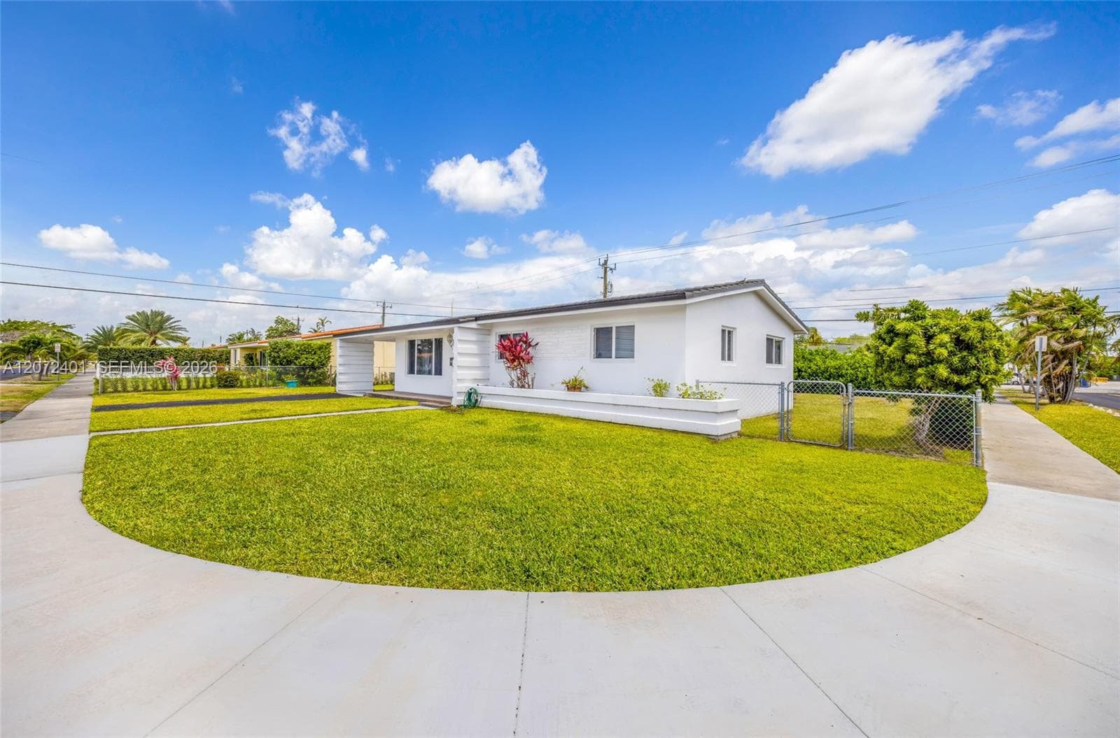 8801 SW 17th St, Miami, FL 33165 photo 2