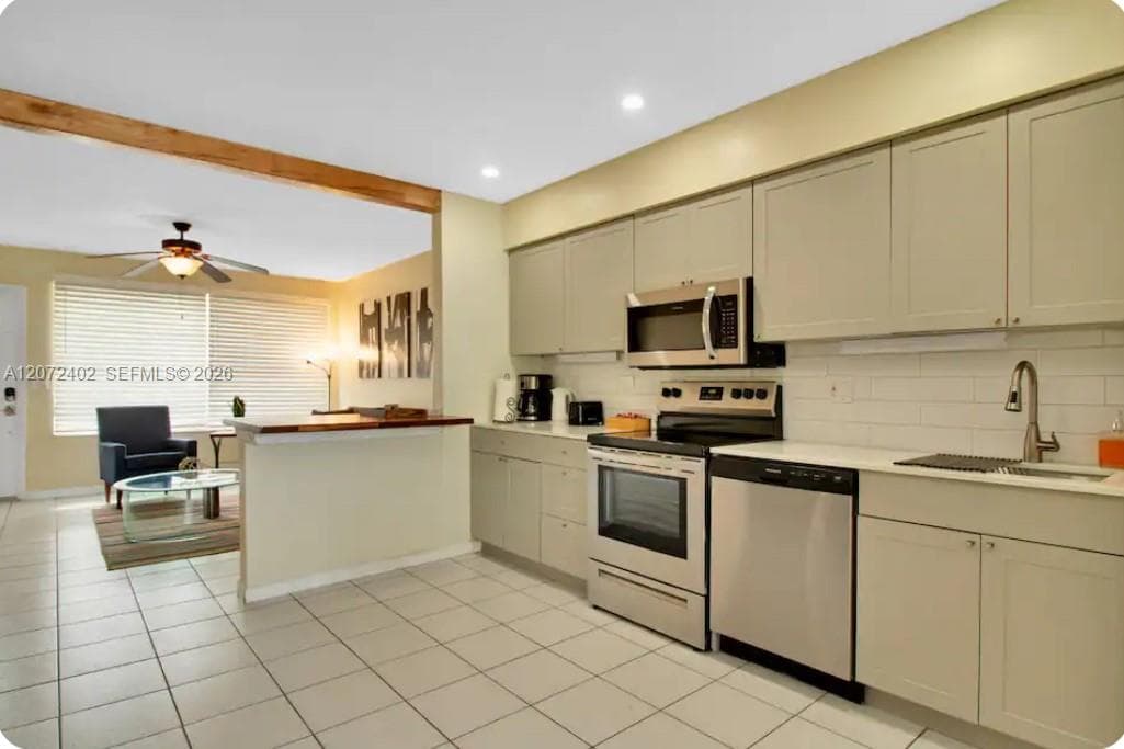 1031 SW 3rd St # 1031, Hallandale Beach, FL 33009 photo 2