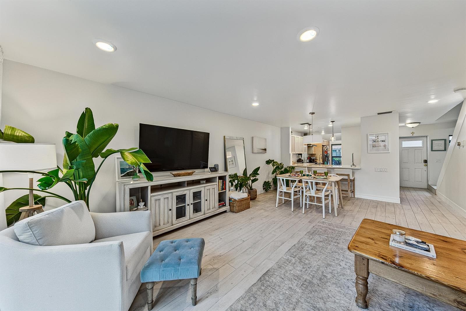 1315 MIAMI Road # D, Fort Lauderdale, FL 33316 photo 3