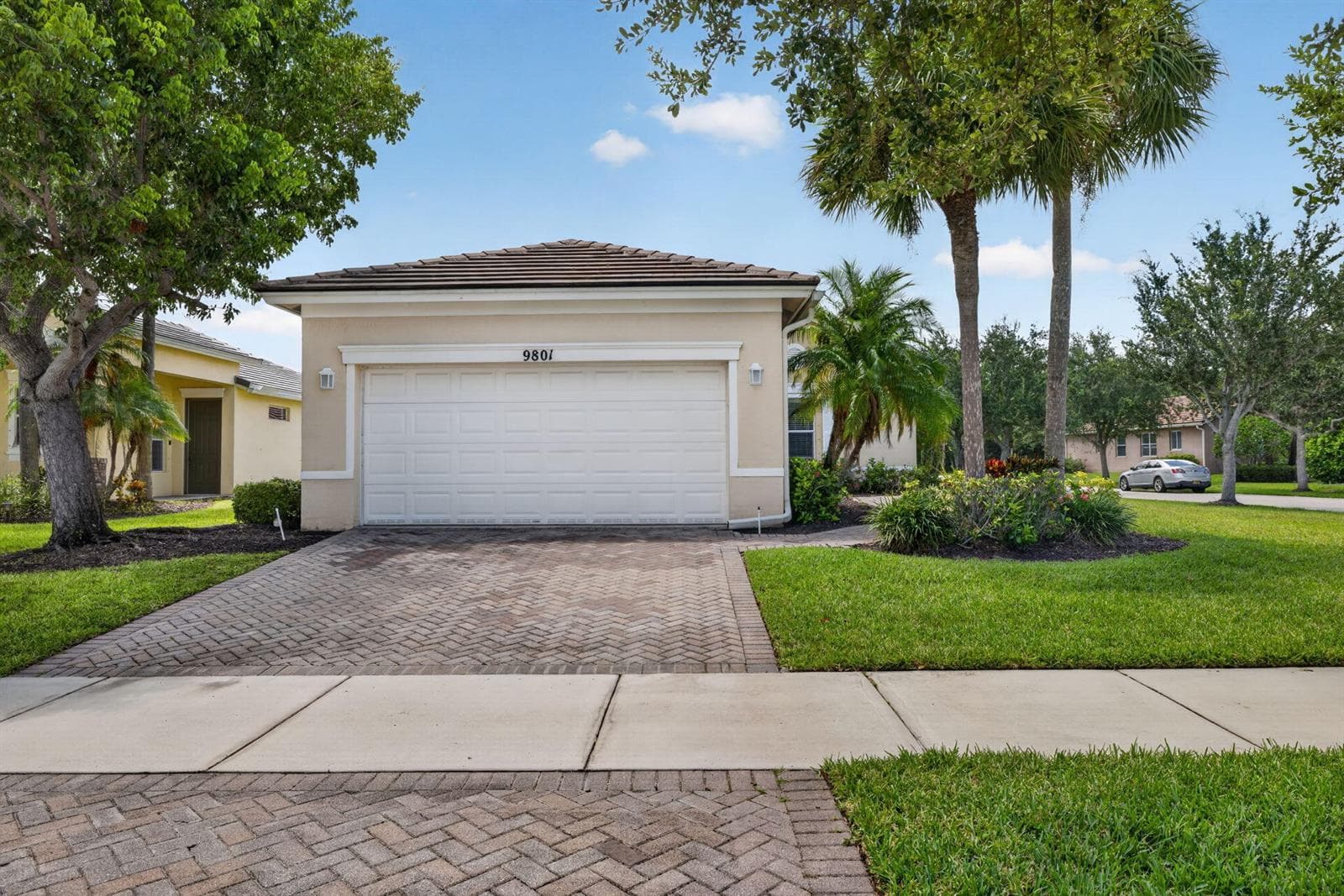 9801 SW Glenbrook Drive, Port St. Lucie, FL 34987 photo 2