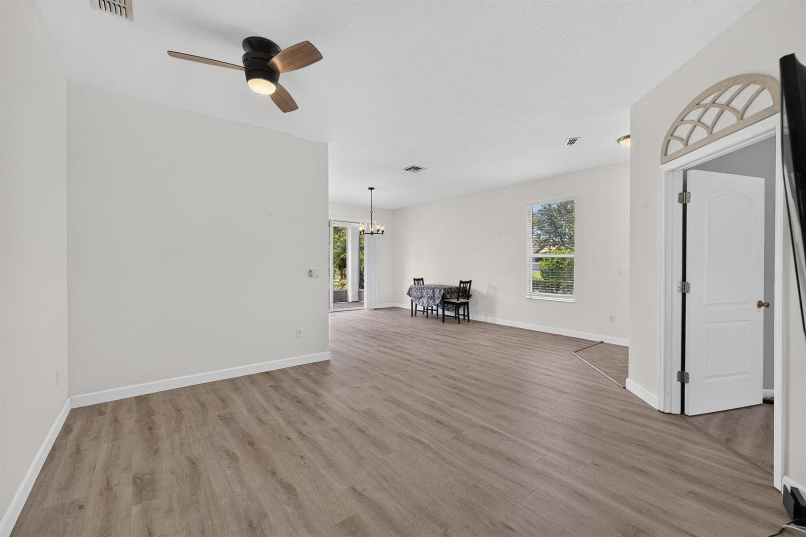 9801 SW Glenbrook Drive, Port St. Lucie, FL 34987 photo 5