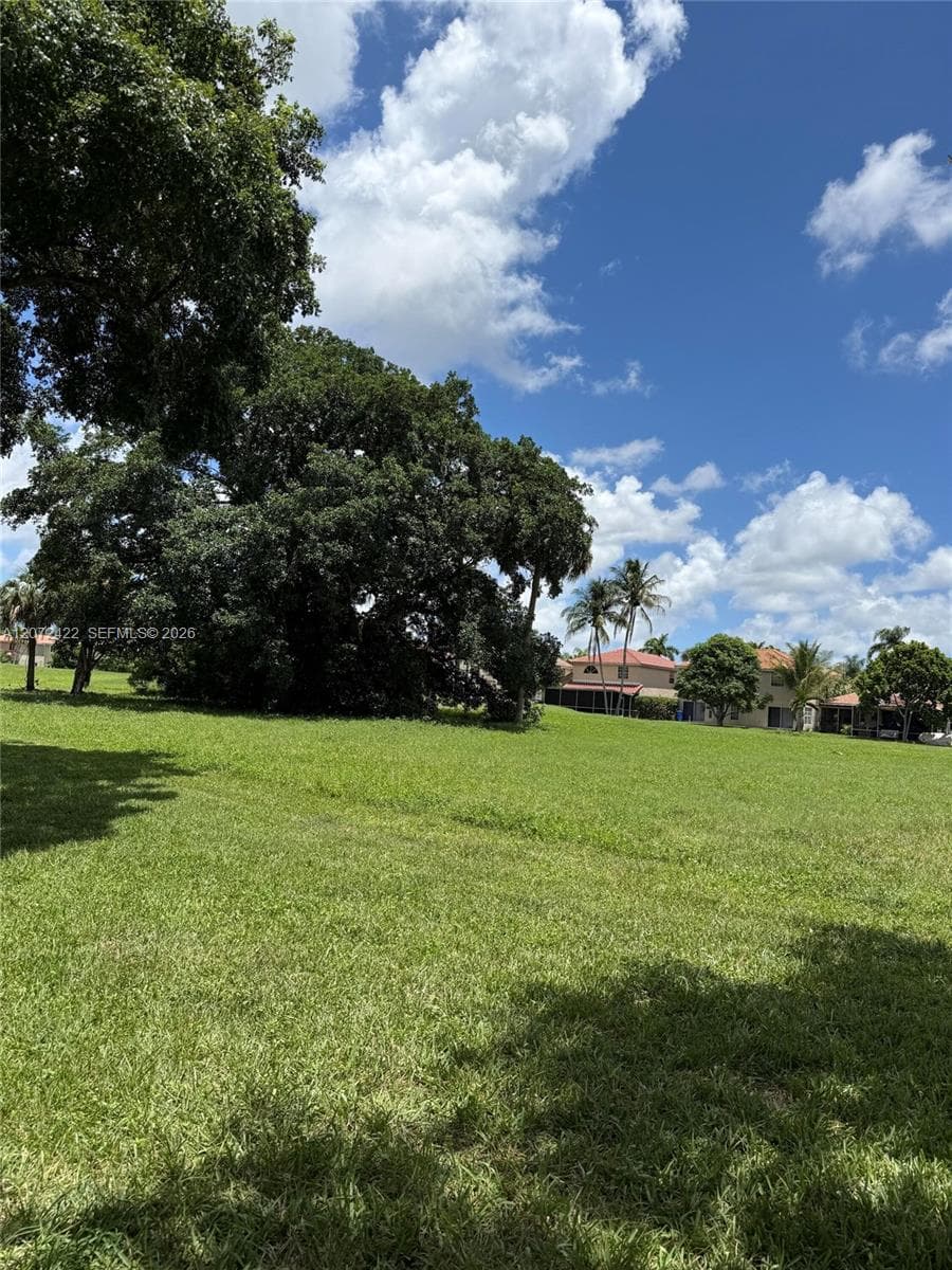 3450 N Pinewalk Dr N # 421, Margate, FL 33063 photo 3