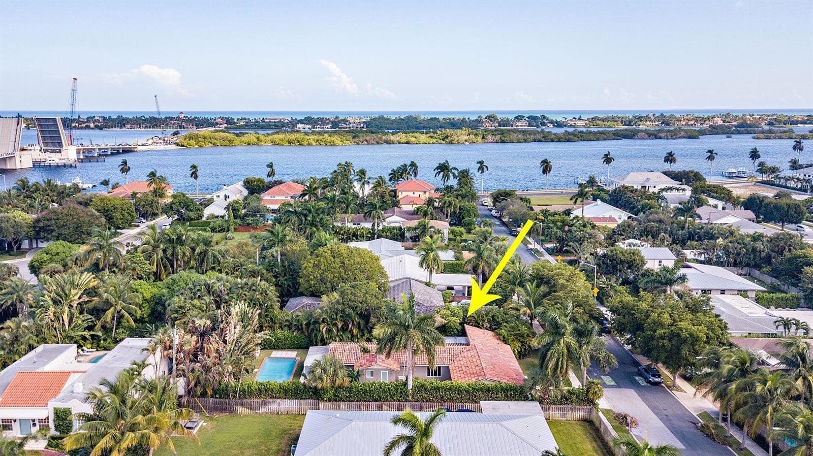 157 Worth Court N, West Palm Beach, FL 33405 photo 5