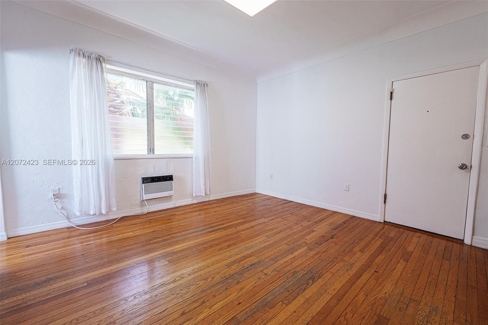 1351 Meridian Ave # 10, Miami Beach, FL 33139 photo 4