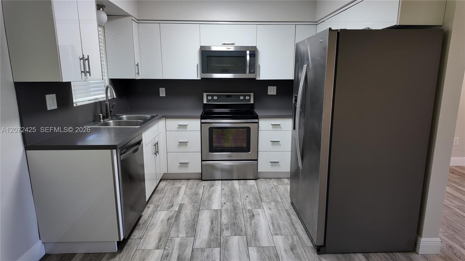 220 SW 80th Ave # 220, Miami, FL 33144 photo 3