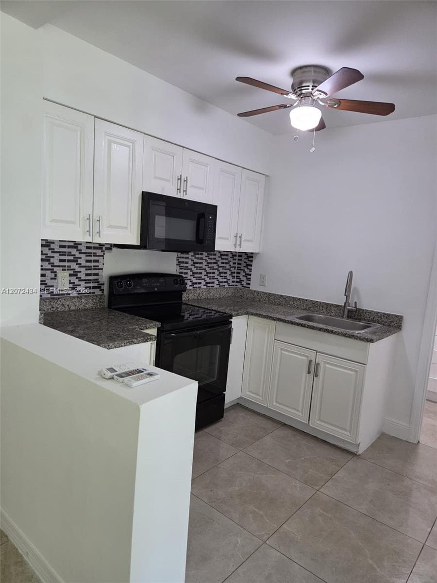 4381 Purdy Ln # 2, Palm Springs, FL 33406 photo 5