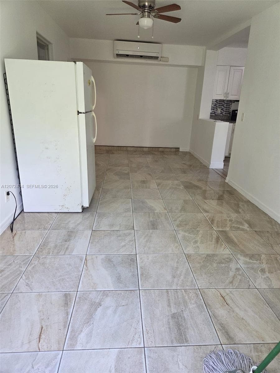 4381 Purdy Ln # 2, Palm Springs, FL 33406 photo 4