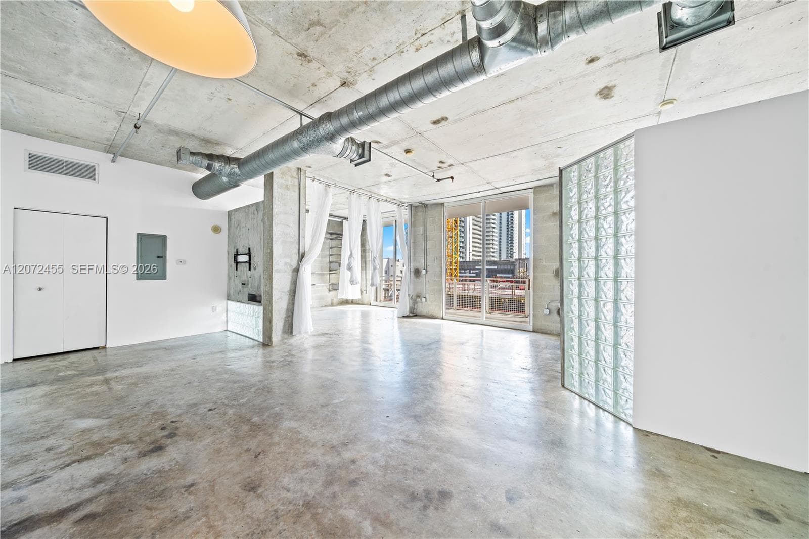 444 NE 30th St # 702, Miami, FL 33137