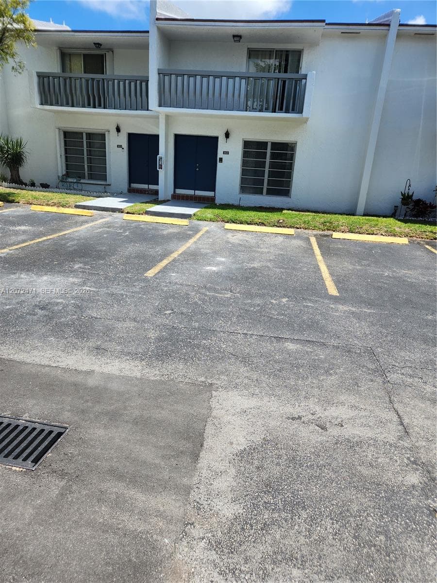 9430 SW 170th St # 302, Palmetto Bay, FL 33157 photo 4