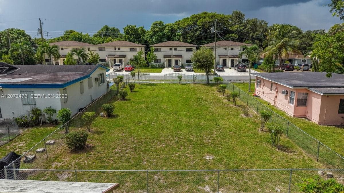1967 NW 52nd St, Miami, FL 33142 photo 5