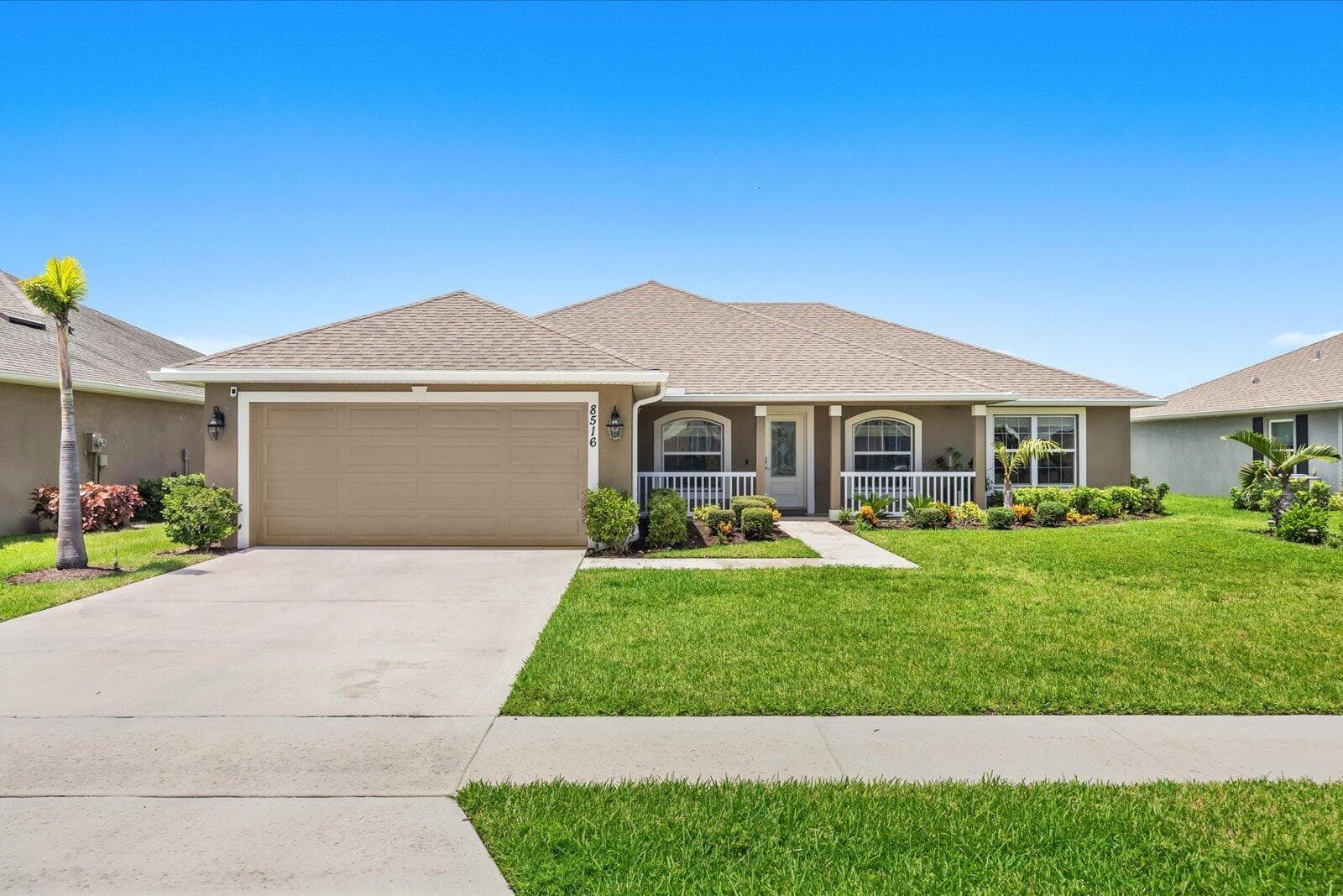 8516 WATERSTONE Boulevard, Fort Pierce, FL 34951