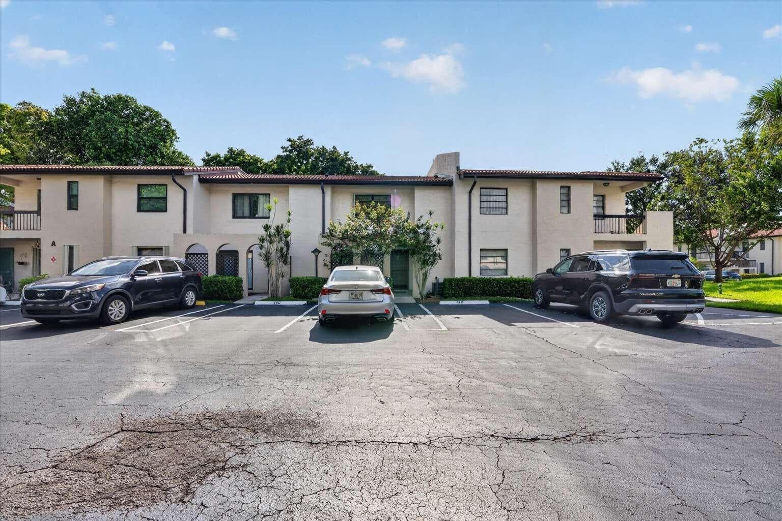 21682 Cypress Road # 11d, Boca Raton, FL 33433 photo 2