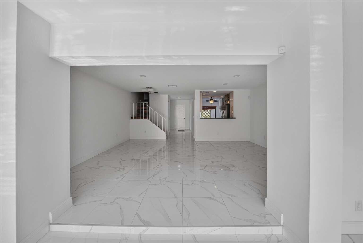 21682 Cypress Road # 11d, Boca Raton, FL 33433 photo 5