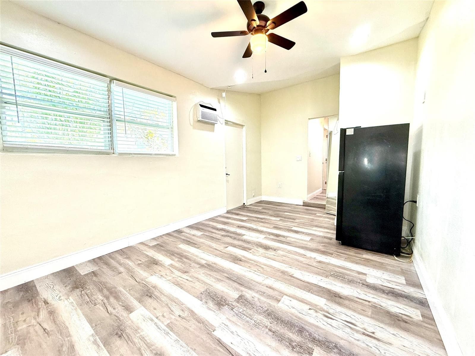 3548 NW 39th Avenue, Lauderdale Lakes, FL 33309 photo 4