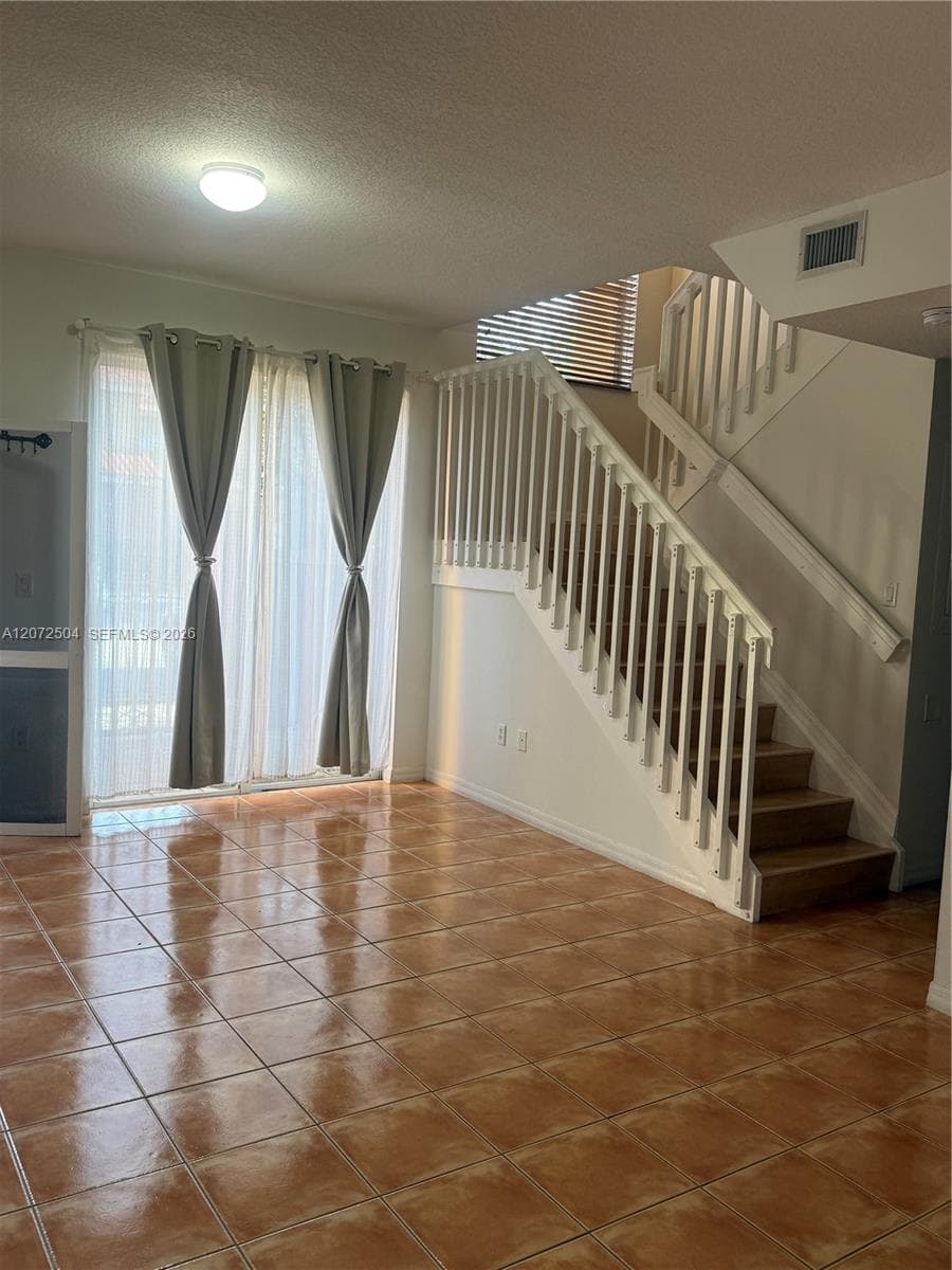 700 SW 106th Ave # 2007, Pembroke Pines, FL 33025 photo 4