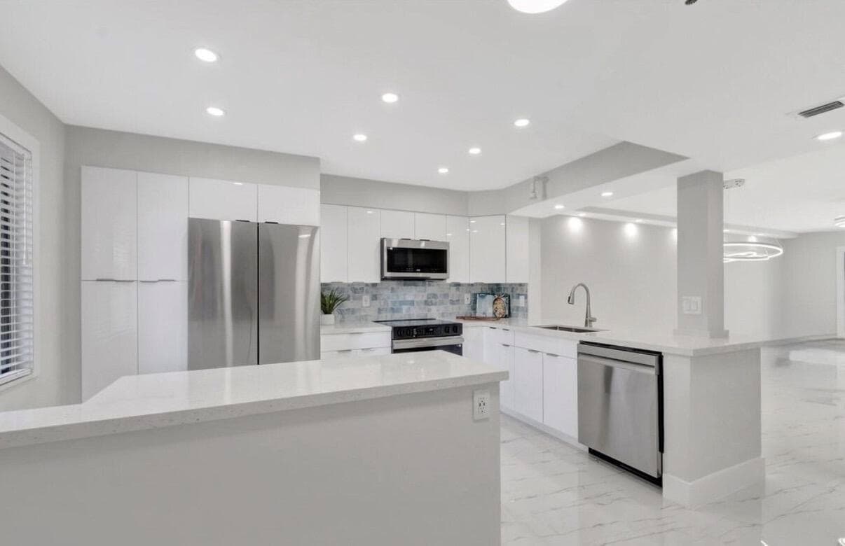 7240 Huntington Lane # 202, Delray Beach, FL 33446 photo 2