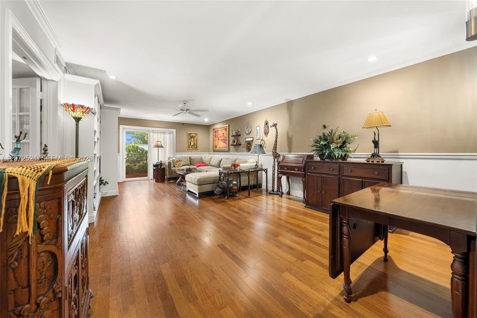 6815 Edgewater Dr # 202, Coral Gables, FL 33133