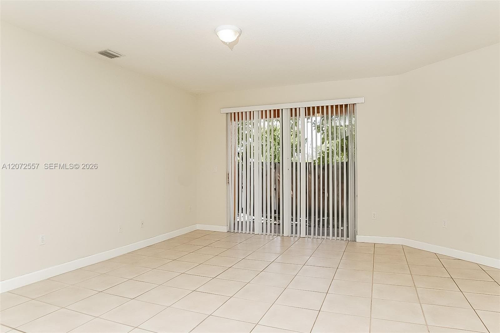 1246 SW 146th Ct, Miami, FL 33184 photo 2