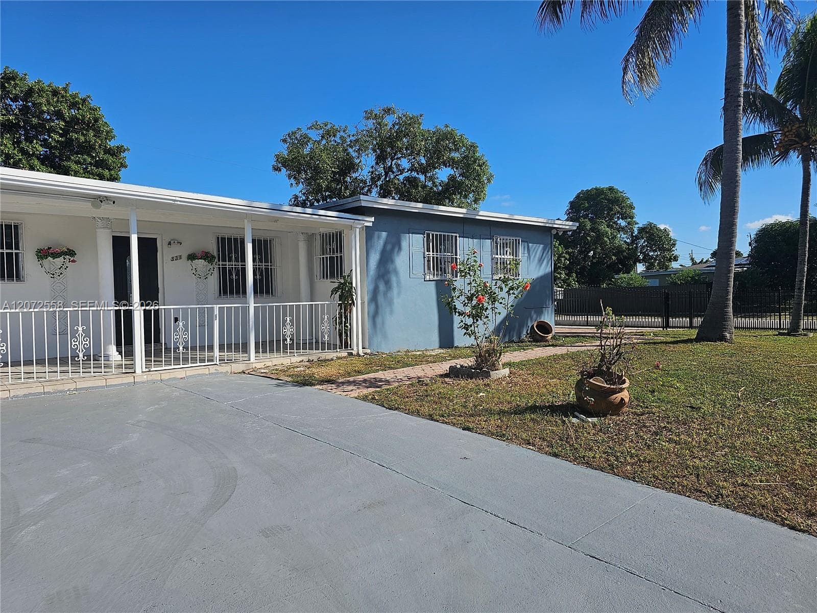 331 NW 195th Ter, Miami Gardens, FL 33169 photo 2