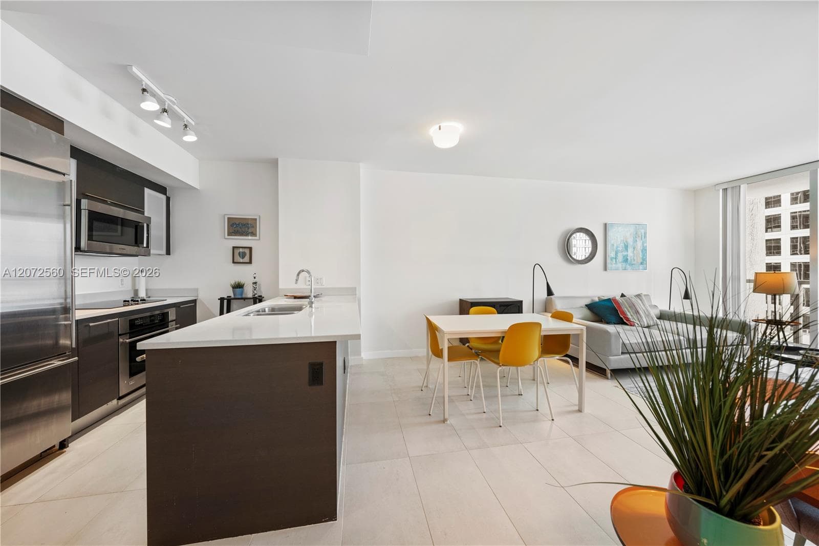 55 SE 6th St # 1708, Miami, FL 33131 photo 2