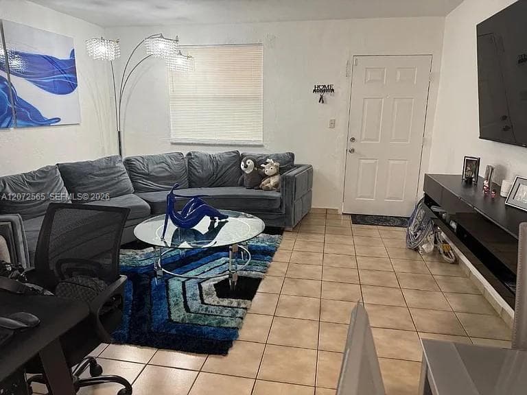 4655 Palm Ave # 209, Hialeah, FL 33012 photo 2