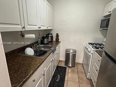 4655 Palm Ave # 209, Hialeah, FL 33012 photo 5