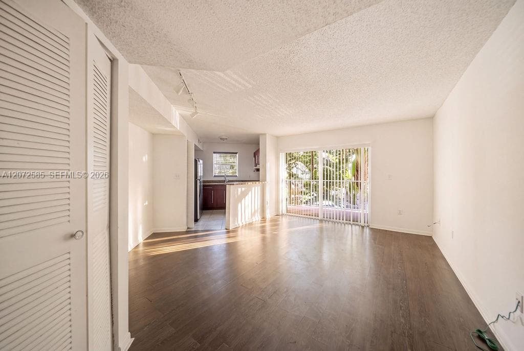 771 N Pine Island Rd # 205, Plantation, FL 33324 photo 5