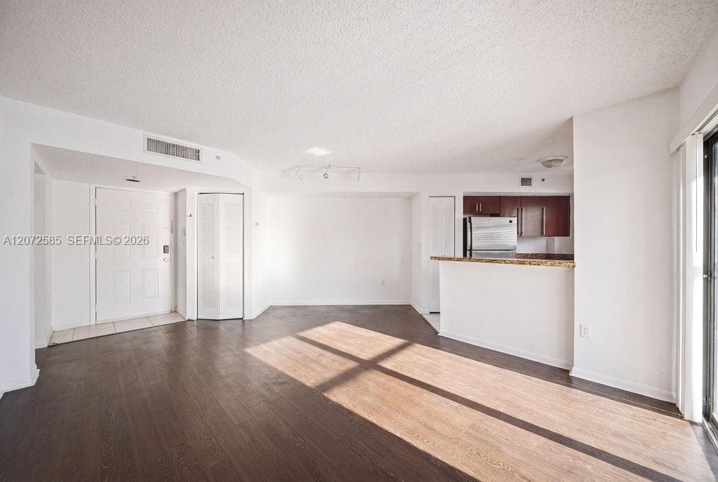 771 N Pine Island Rd # 205, Plantation, FL 33324 photo 4