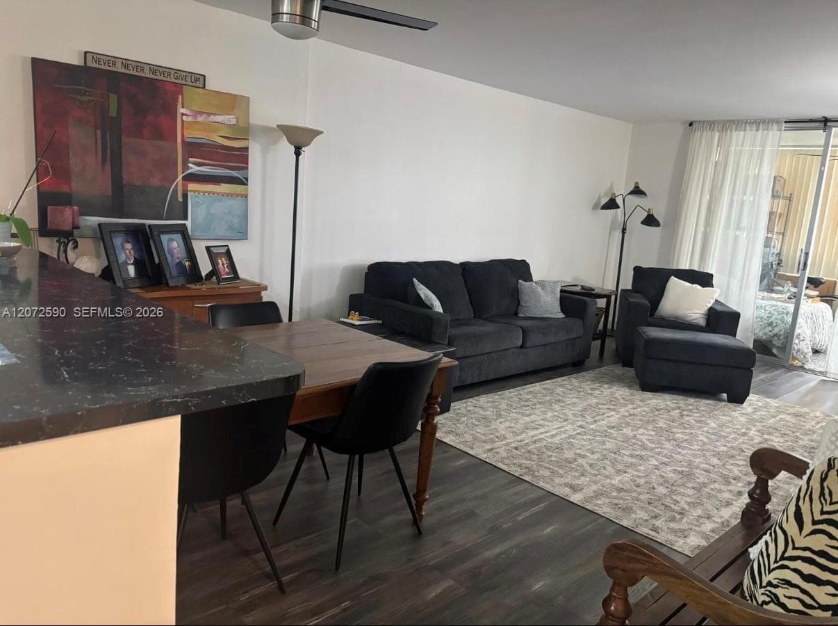 500 NE 12th Ave # 704, Hallandale Beach, FL 33009 photo 3