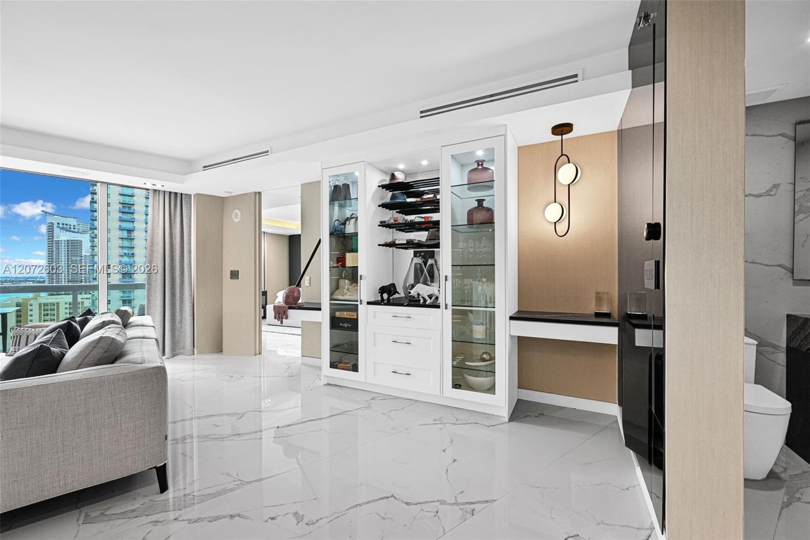 1000 S Pointe Dr # 1706, Miami Beach, FL 33139 photo 4