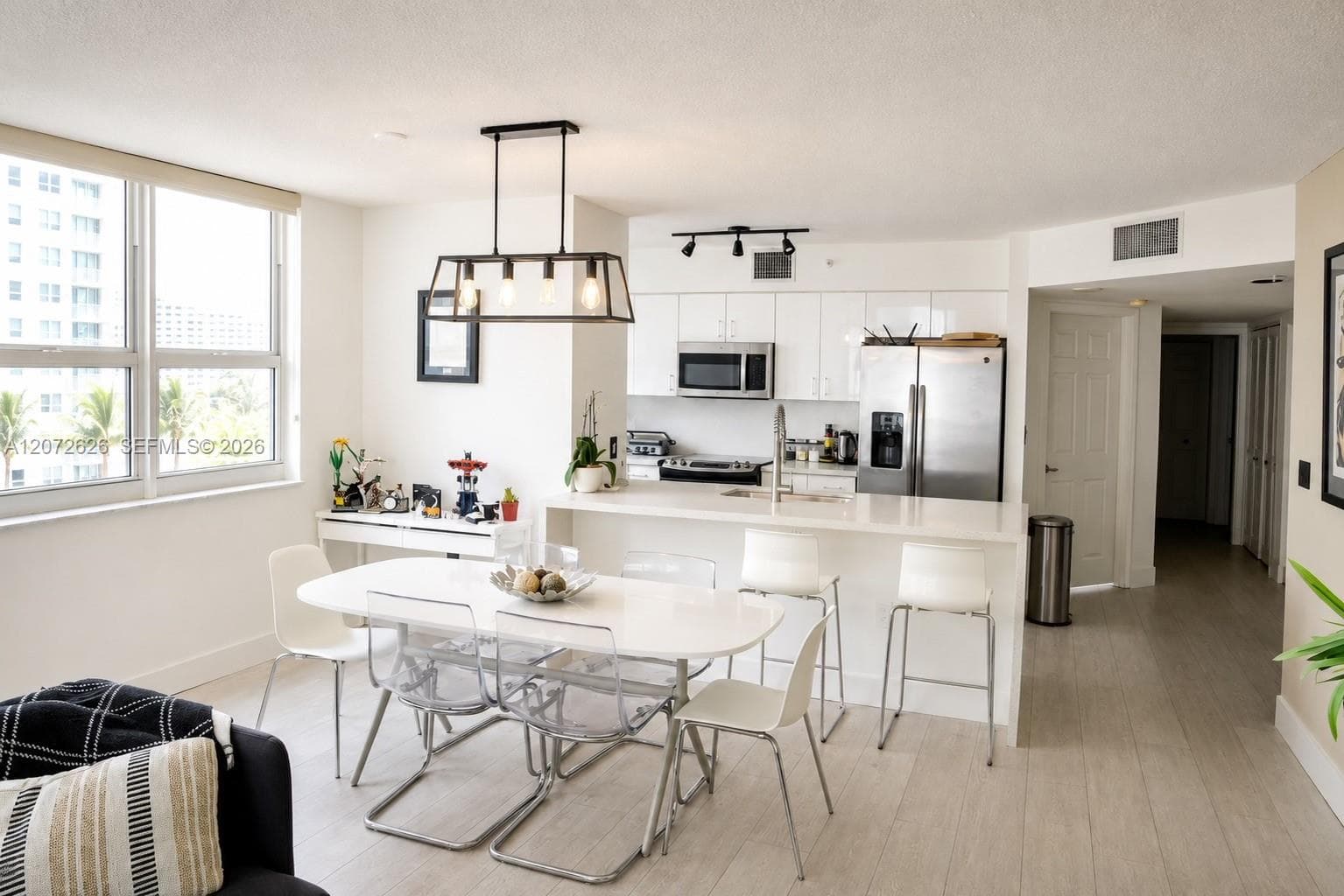1155 Brickell Bay Dr # 902, Miami, FL 33131 photo 3