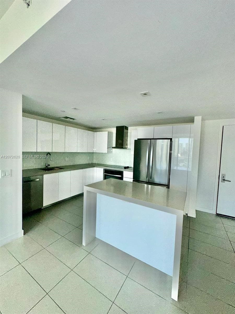 1600 NE 1st Ave # 2108, Miami, FL 33132 photo 2