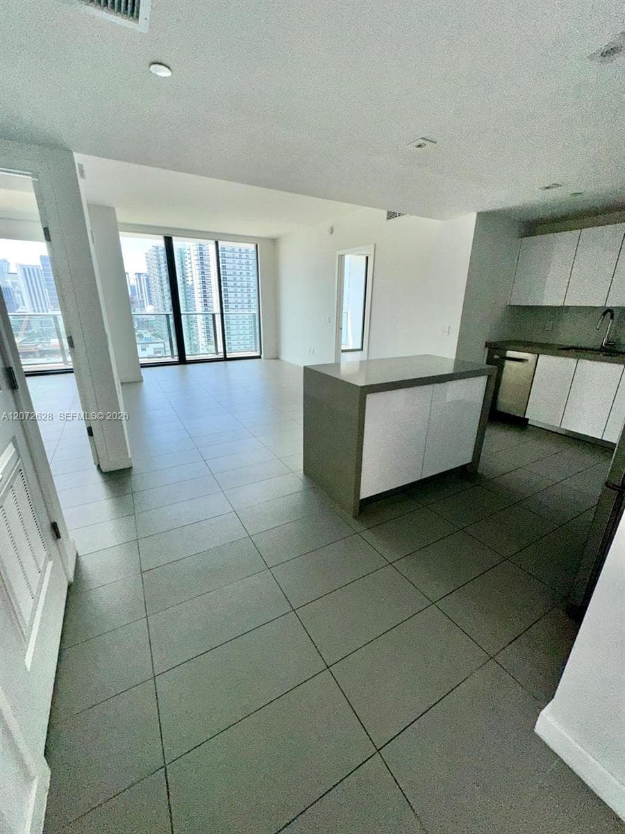 1600 NE 1st Ave # 2108, Miami, FL 33132 photo 3
