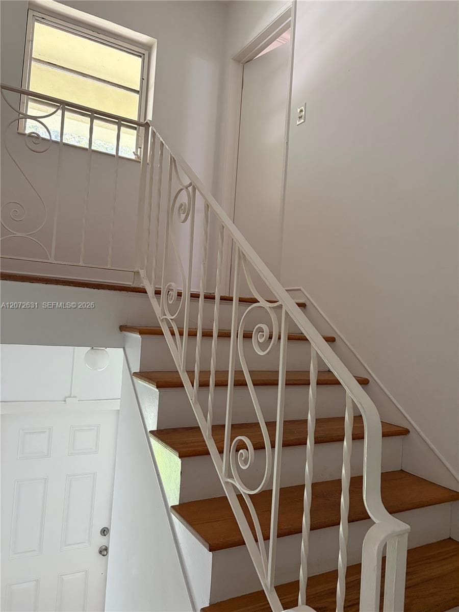 3923 Segovia St # 2nd floor, Coral Gables, FL 33134 photo 5