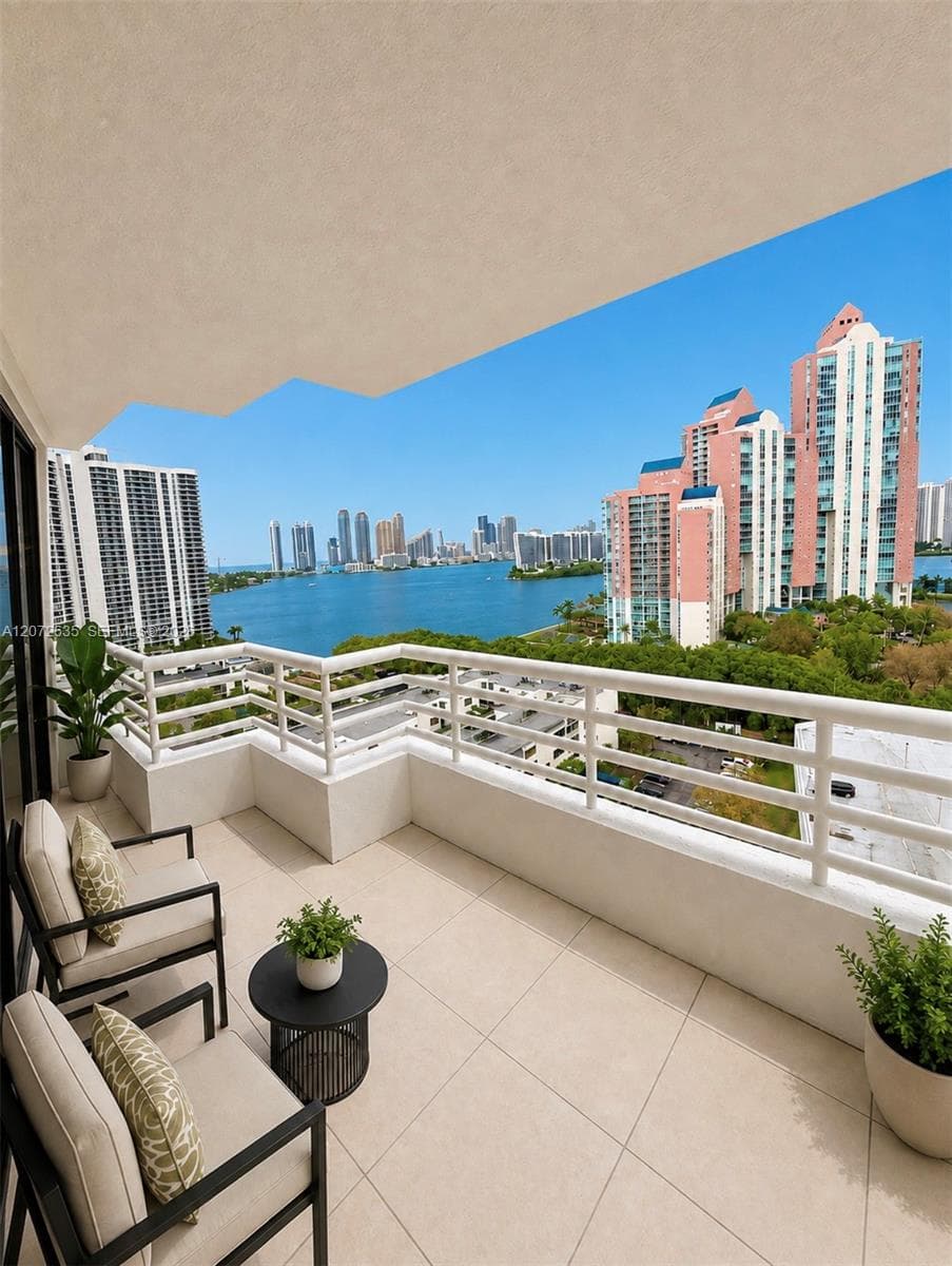 3300 NE 192nd St # 1713, Aventura, FL 33180