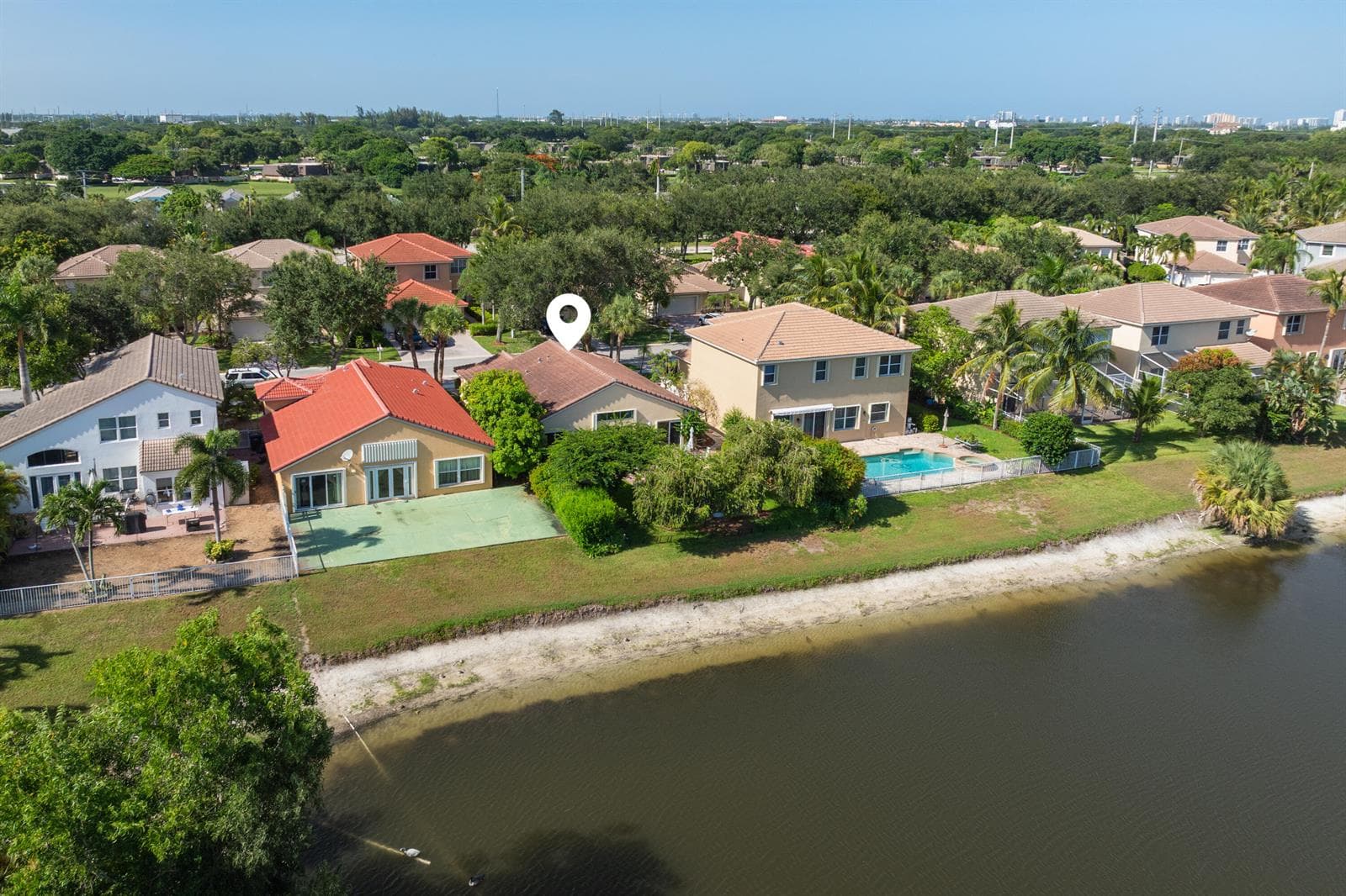 4977 Victoria Circle, West Palm Beach, FL 33409 photo 5