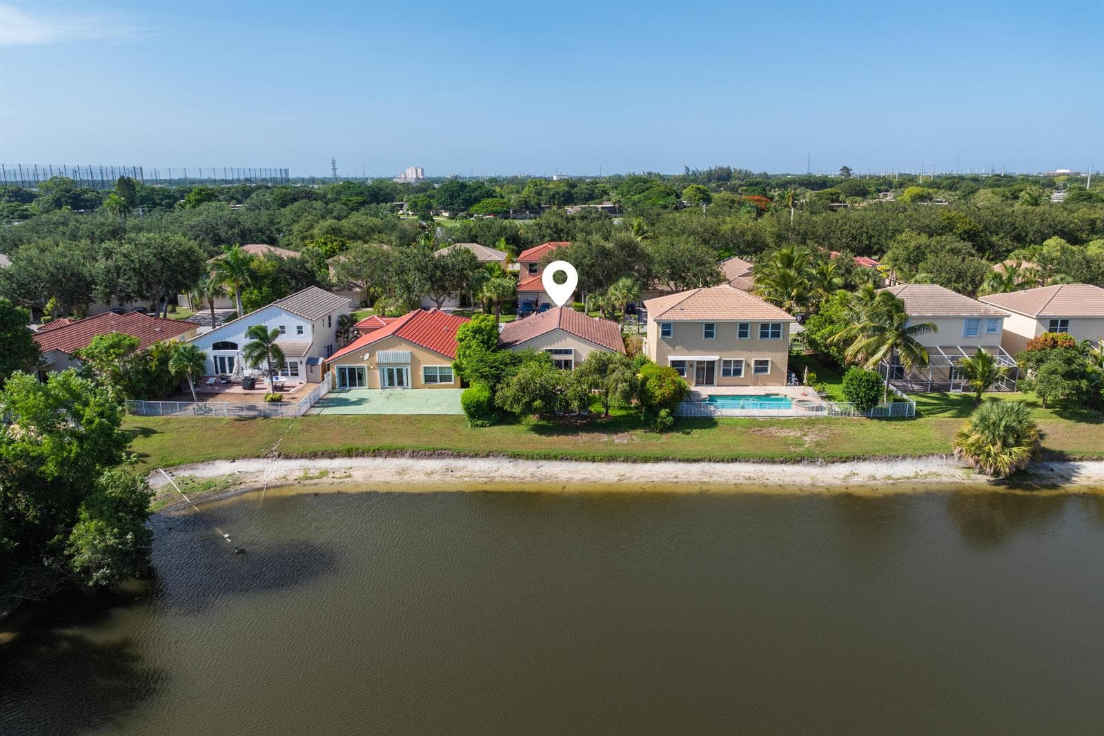 4977 Victoria Circle, West Palm Beach, FL 33409 photo 4