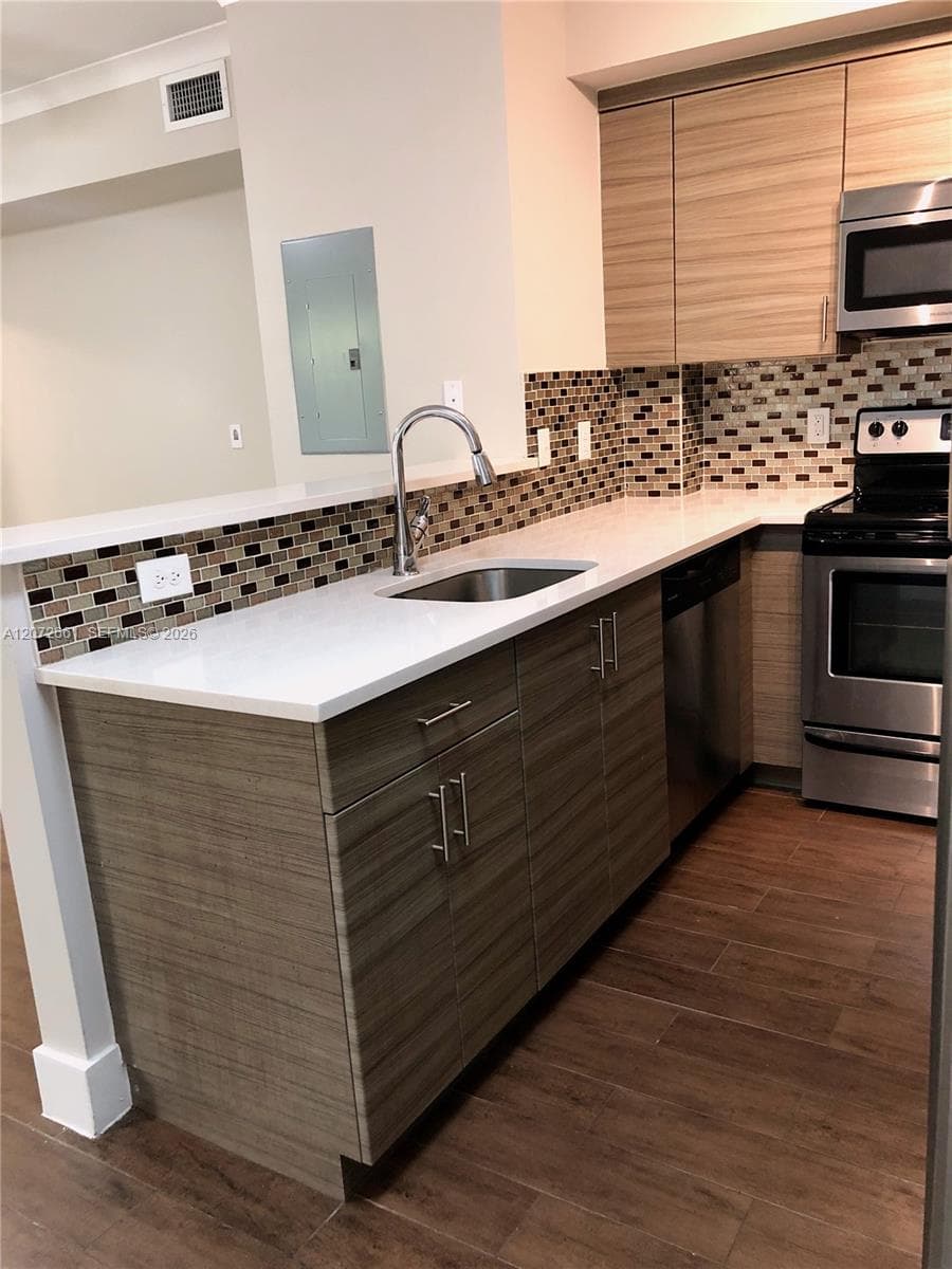 222 Sidonia Ave # 12, Coral Gables, FL 33134 photo 2